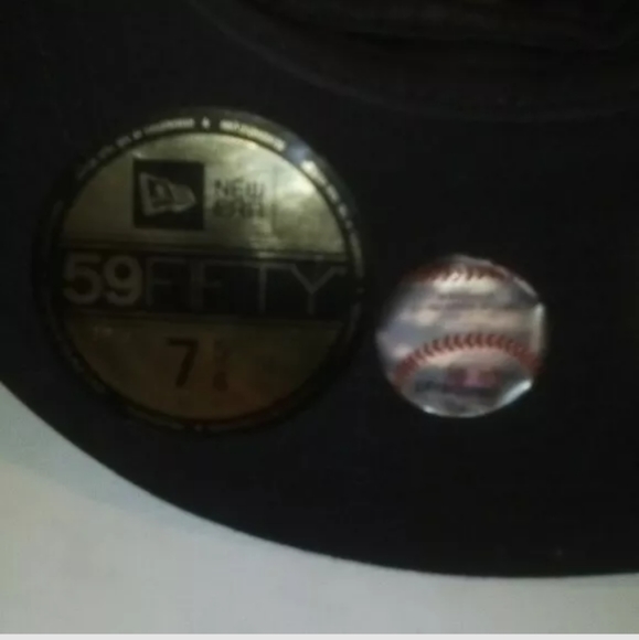 New Era Sox size 7 5/8 - Picture 3 of 4